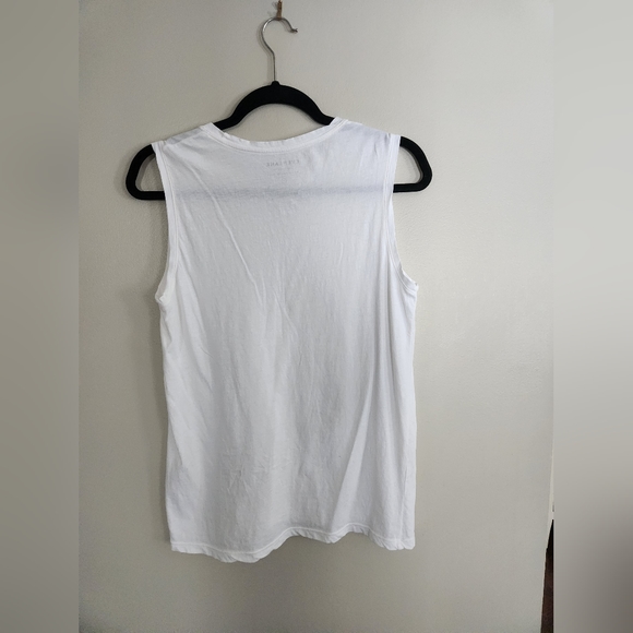 Everlane muscle tank - Picture 2 of 3